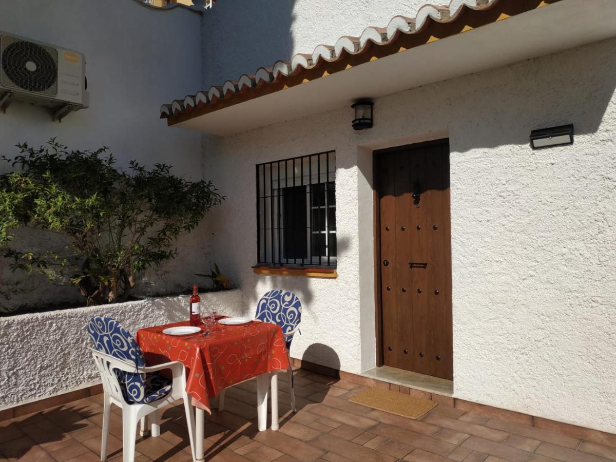 Encantador Apartamento-Centrico-Con Amplio Jardin Torremolinos Ngoại thất bức ảnh