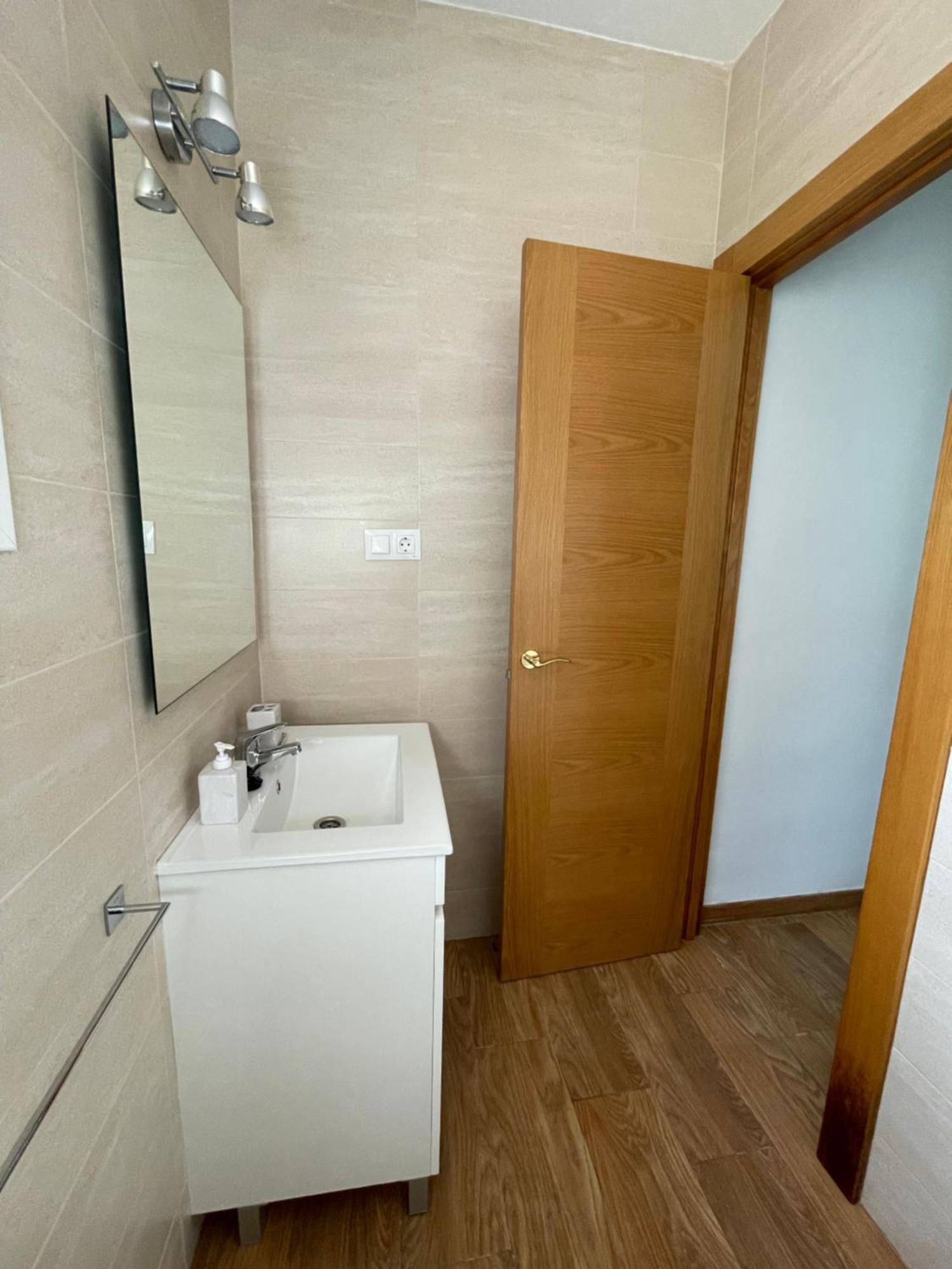 Encantador Apartamento-Centrico-Con Amplio Jardin Torremolinos Ngoại thất bức ảnh