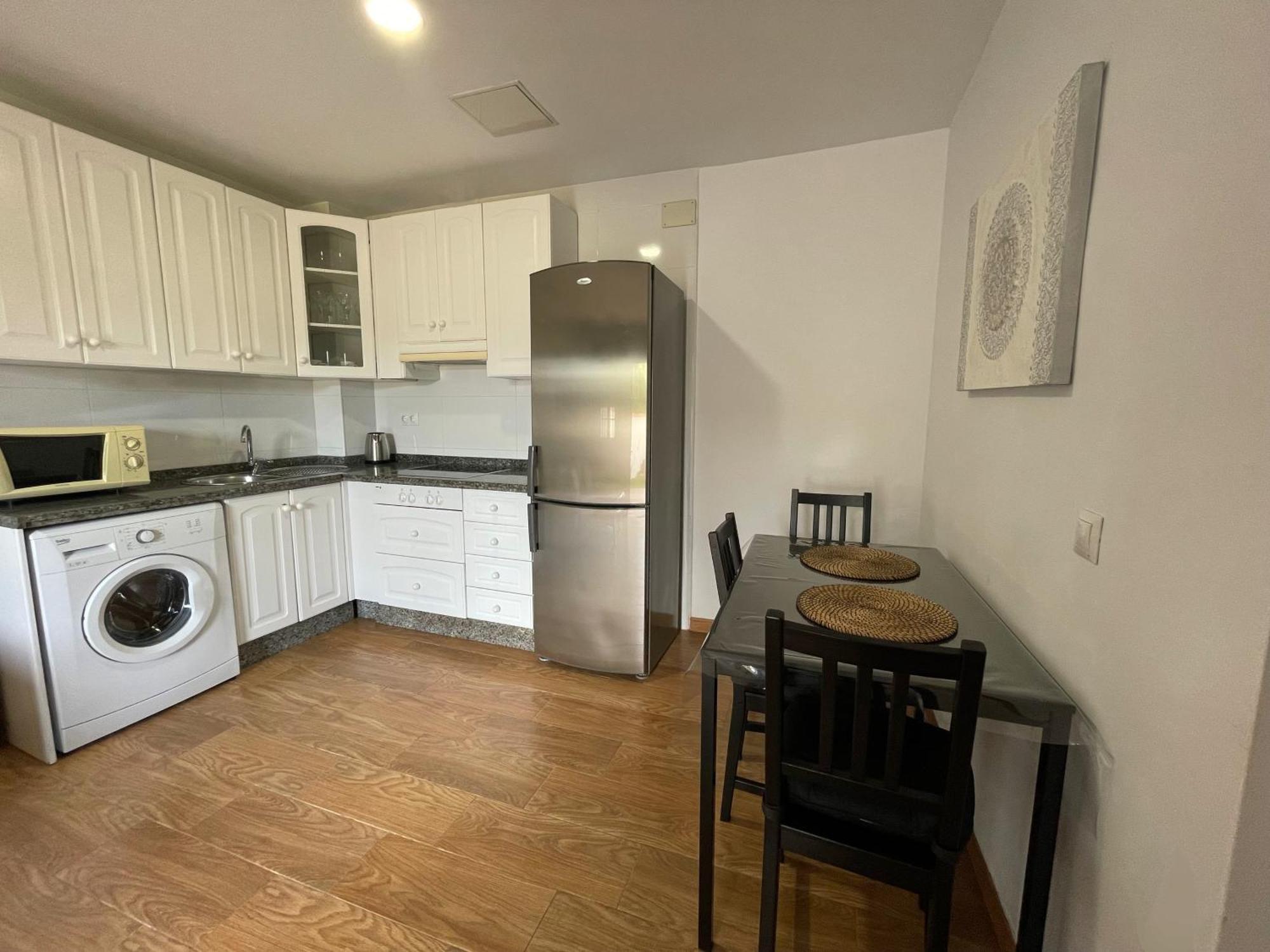 Encantador Apartamento-Centrico-Con Amplio Jardin Torremolinos Ngoại thất bức ảnh